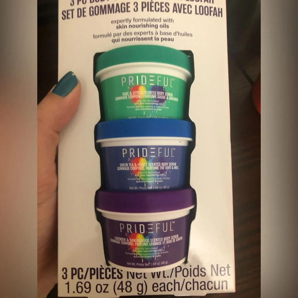 NWT Prideful 3 pc Body Scrub w/Loofah Bath Set
